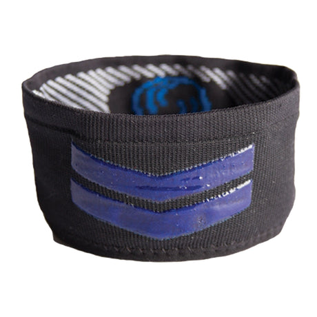Close-up image of the hypo-allergenic silicone grip on the inside of the patella compression bracing sleeve